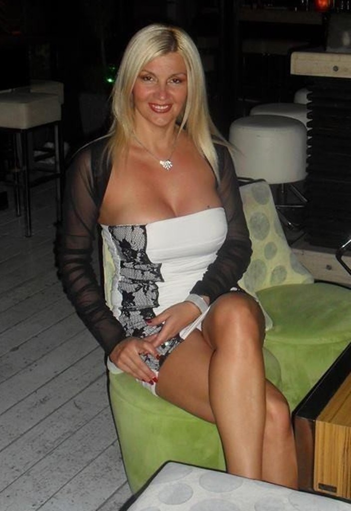 hôtesse en ligne